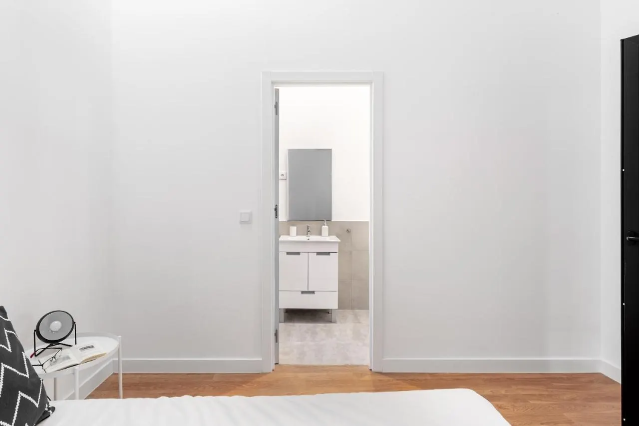 Altido Stylish 2-Level Flats Near Ajuda Palace Lisbon